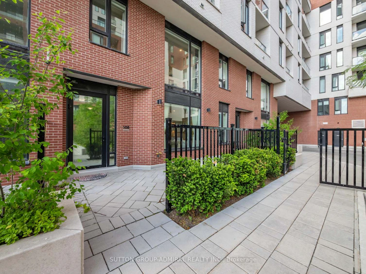 108-15 Maryport Avenue, Toronto, ON, M3M 0E2