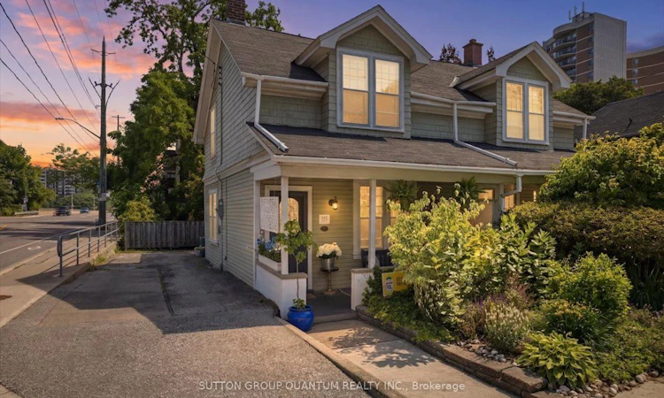 137 Chisholm Street