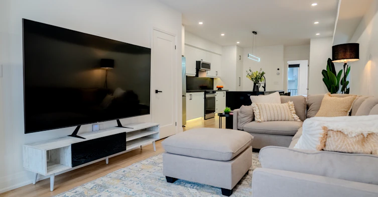 2-55 Innes Avenue, Toronto, ON, M6E 1N1 - 10