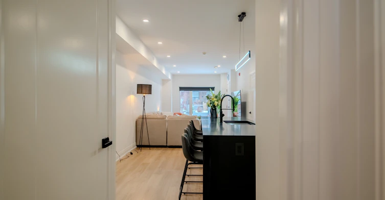 2-55 Innes Avenue, Toronto, ON, M6E 1N1 - 5