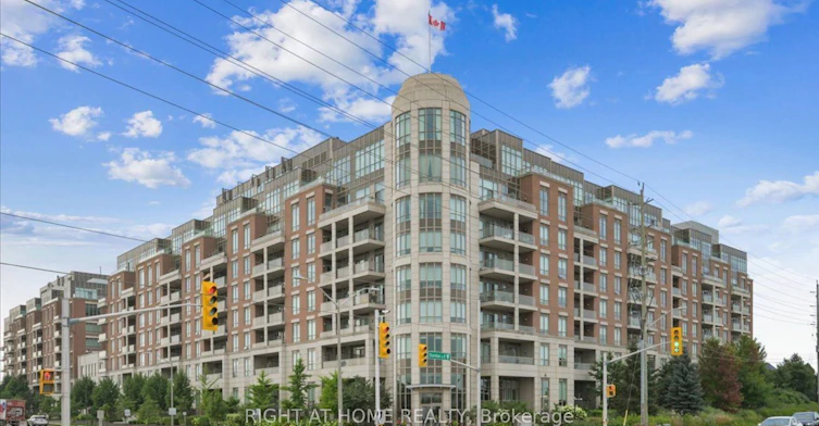 720-2480 Prince Michael Drive, Oakville, ON, L6H 0H1