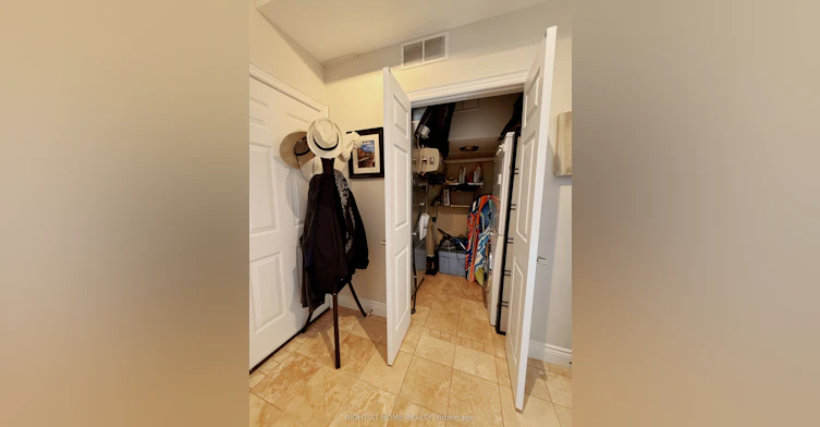 1-1186 Royal York Road, Toronto, ON, M9A 4B3 - 22
