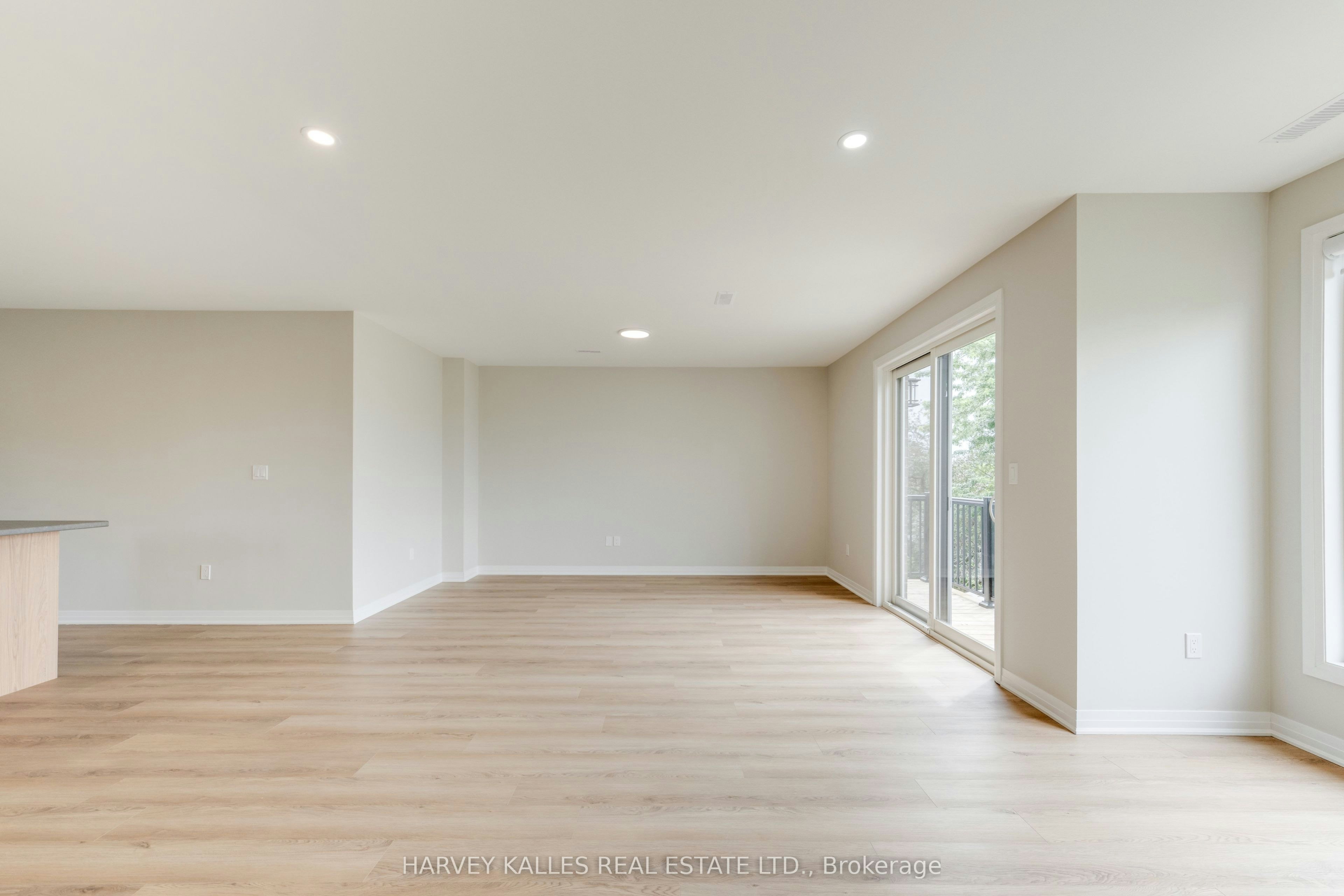 2-165 Spalding Road, Toronto, ON, M3K 1K3 - 7