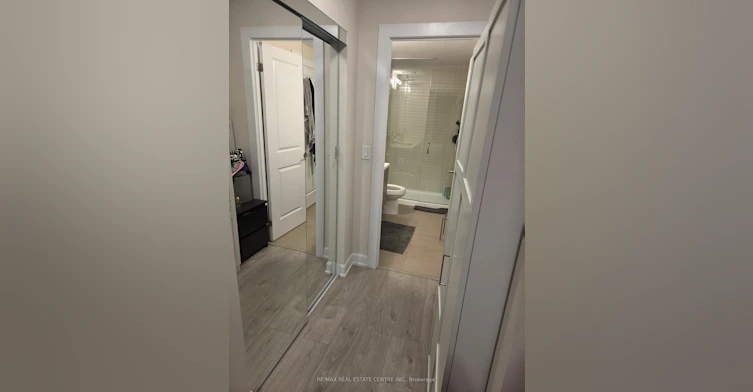 810-3200 William Colston Avenue, Oakville, ON, L6H 7W6 - 5
