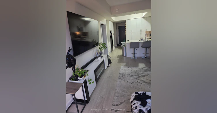 810-3200 William Colston Avenue, Oakville, ON, L6H 7W6 - 2
