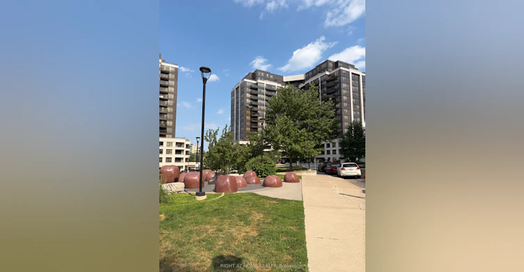 909-1060 Sheppard Avenue W, Toronto, ON, M3J 0G7 - 2