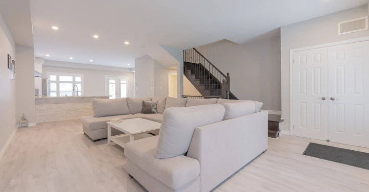 55-2460 Prince Michael Drive N, Oakville, ON, L6H 0G8 - 3