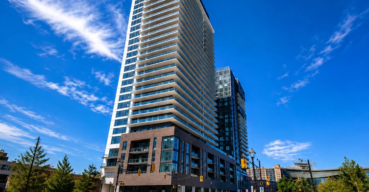 1405-2075 Lakeshore Road S, Burlington, ON, L7R 1E2