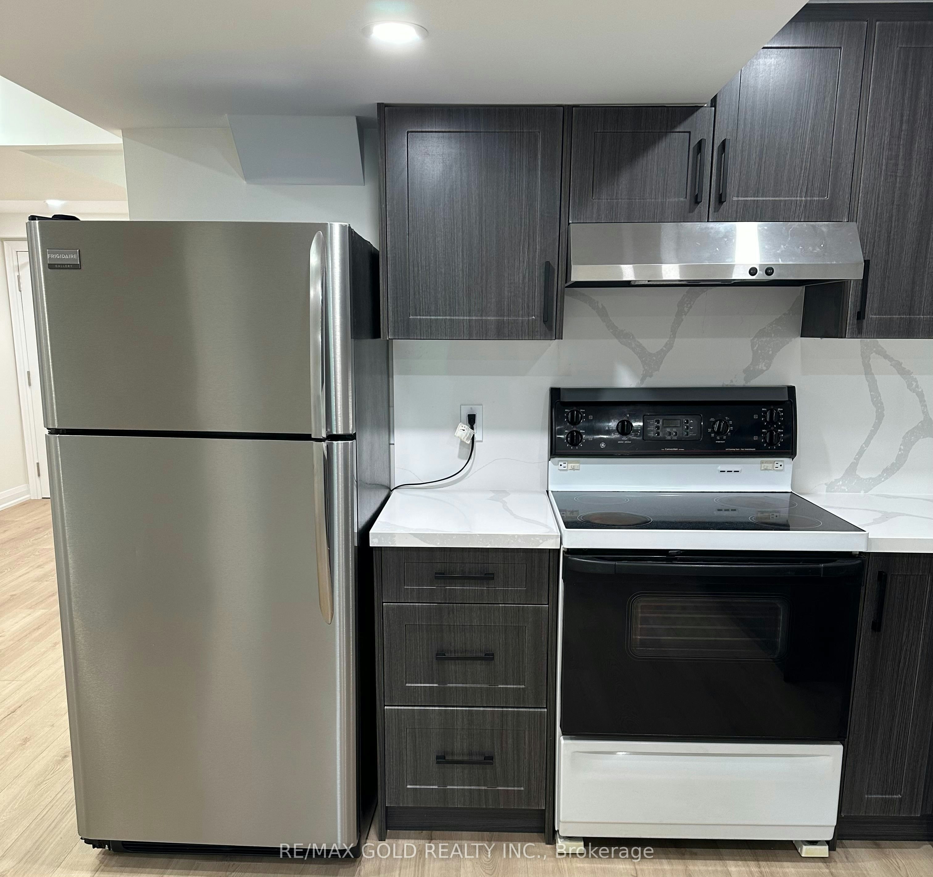 Lower level-18 Hullen Crescent, Toronto, ON, M9W 7C1 - 9
