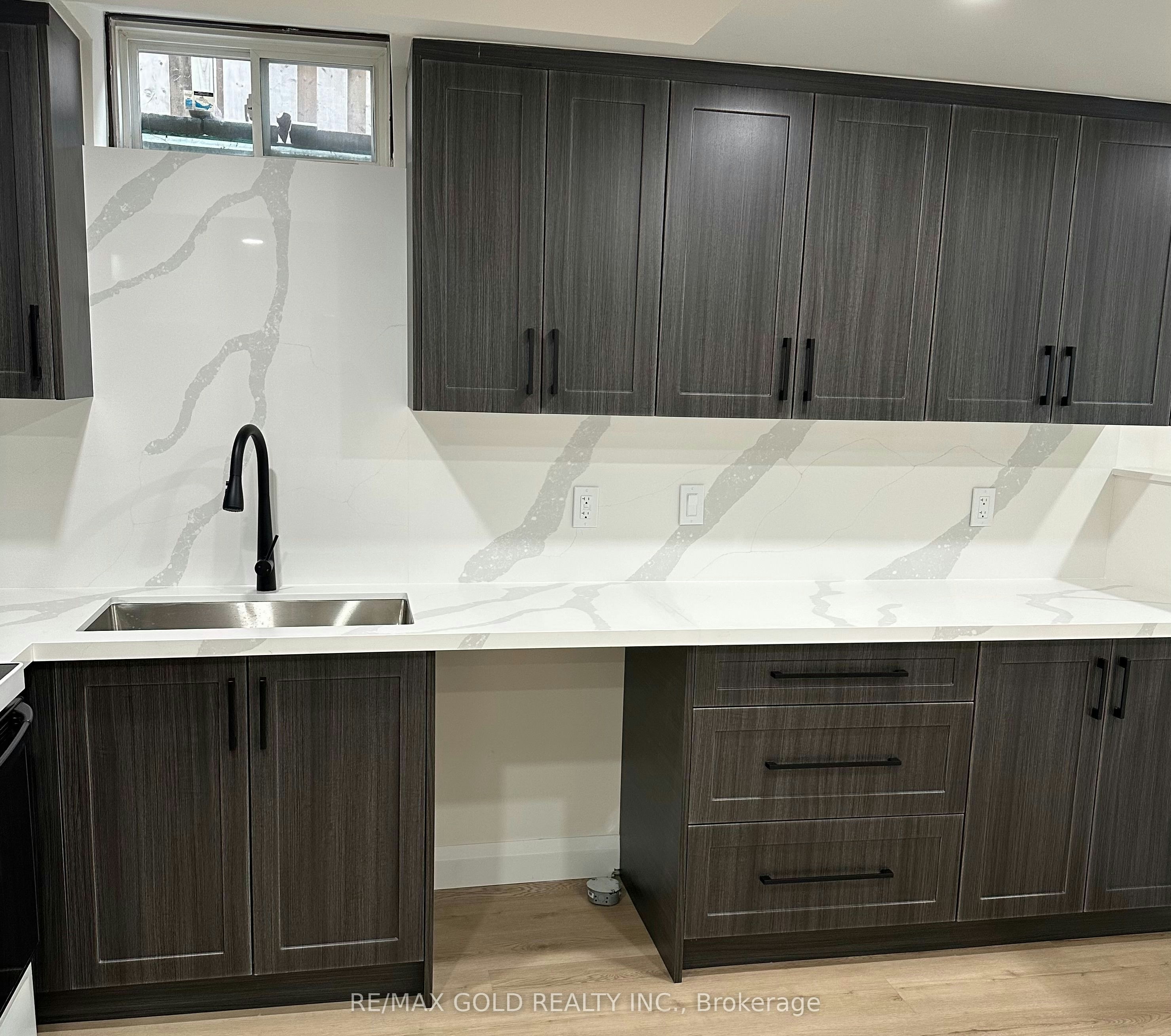 Lower level-18 Hullen Crescent, Toronto, ON, M9W 7C1 - 8