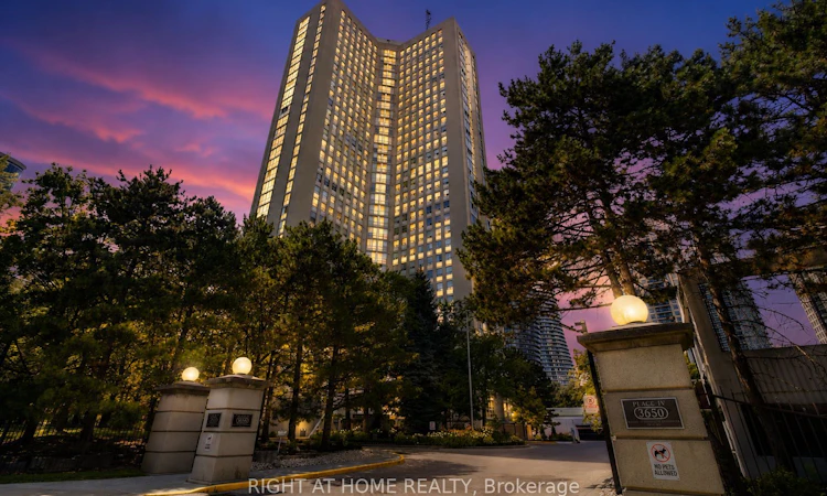 2507-3650 Kaneff Crescent