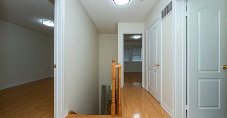 Main & Upper-272 Duncan Lane, Milton, ON, L9T 7A8 - 12
