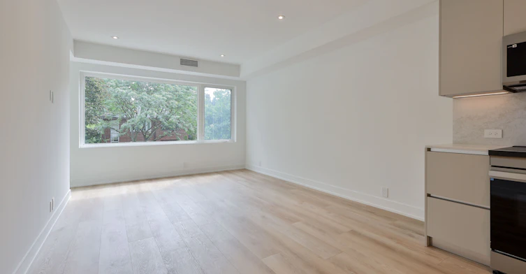 2-266 Indian Grove, Toronto, ON, M6P 2H5 - 3