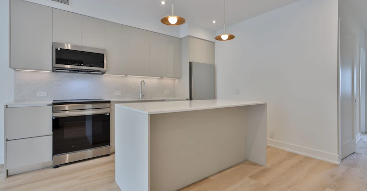 2-266 Indian Grove, Toronto, ON, M6P 2H5