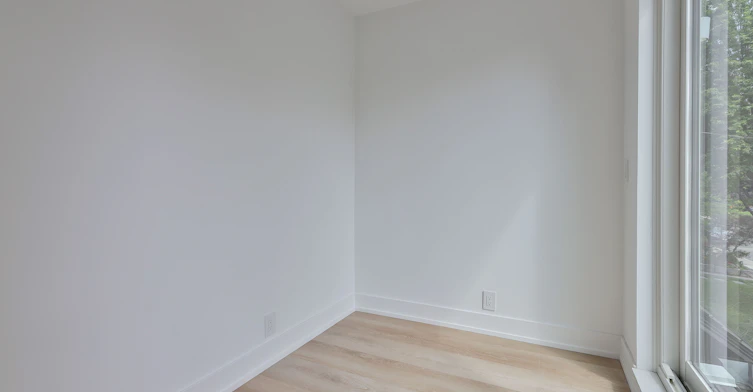 2-266 Indian Grove, Toronto, ON, M6P 2H5 - 7