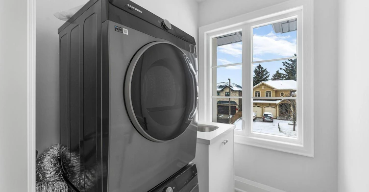 Main & 2nd Floor-42 Agar Crescent, Toronto, ON, M9B 5A6 - 41