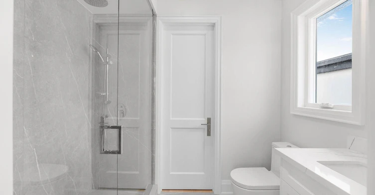 Main & 2nd Floor-42 Agar Crescent, Toronto, ON, M9B 5A6 - 37