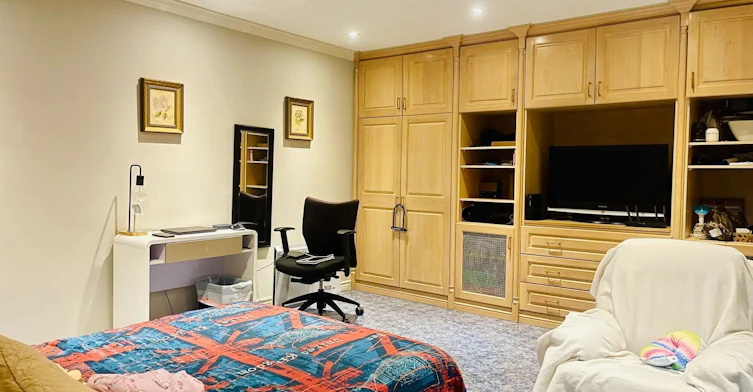 Lower-1538 Davenport Road, Toronto, ON, M6H 2J1 - 9