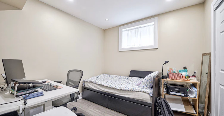 Basement-14 Stephen Drive, Toronto, ON, M8Y 3M5 - 9