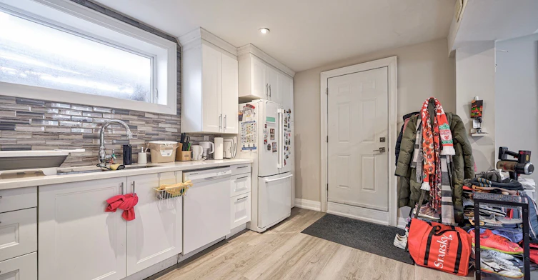 Basement-14 Stephen Drive, Toronto, ON, M8Y 3M5 - 17