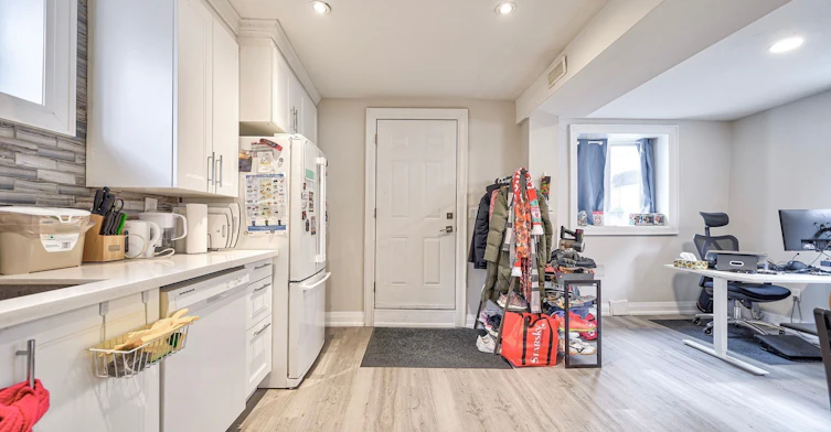 Basement-14 Stephen Drive, Toronto, ON, M8Y 3M5 - 16