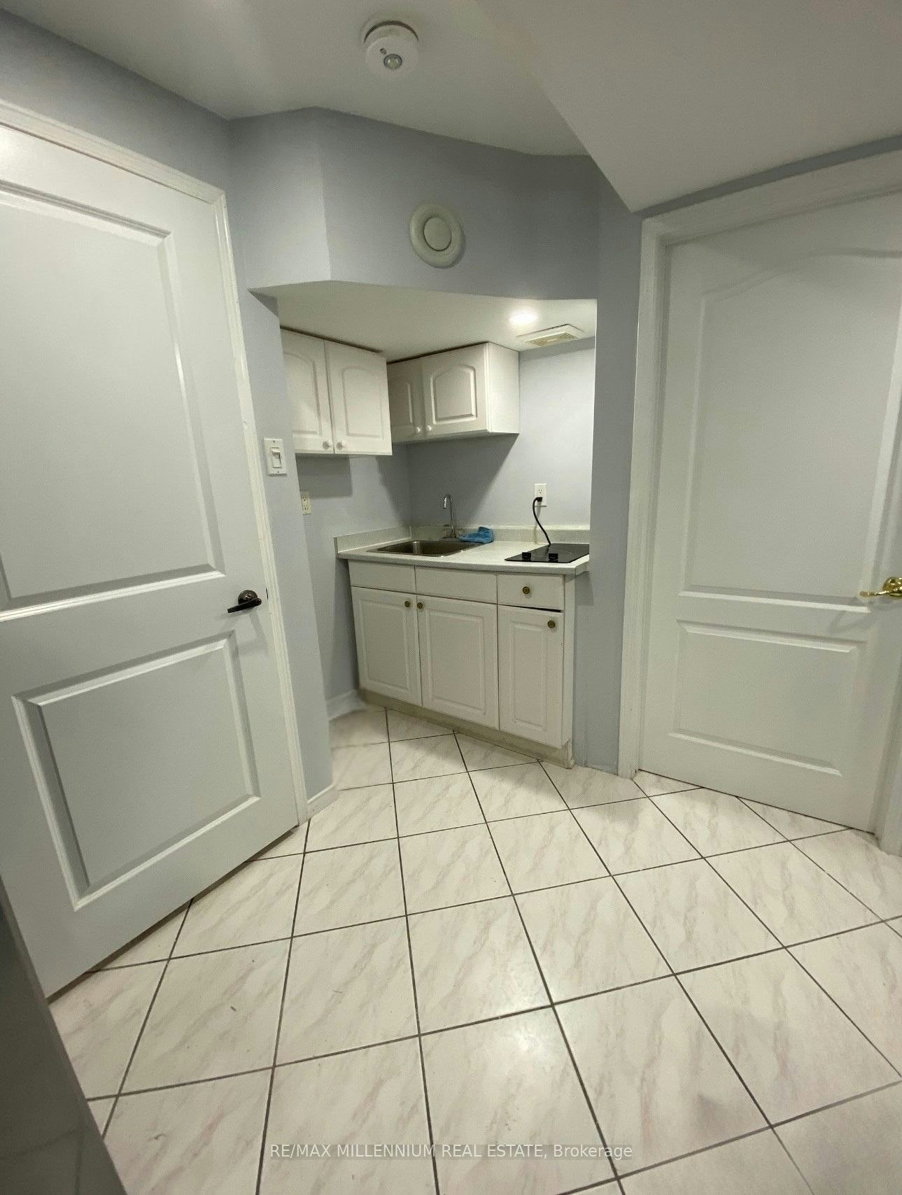 Basement-5110 Timbermill Court, Mississauga, ON, L5V 2B8 - 3