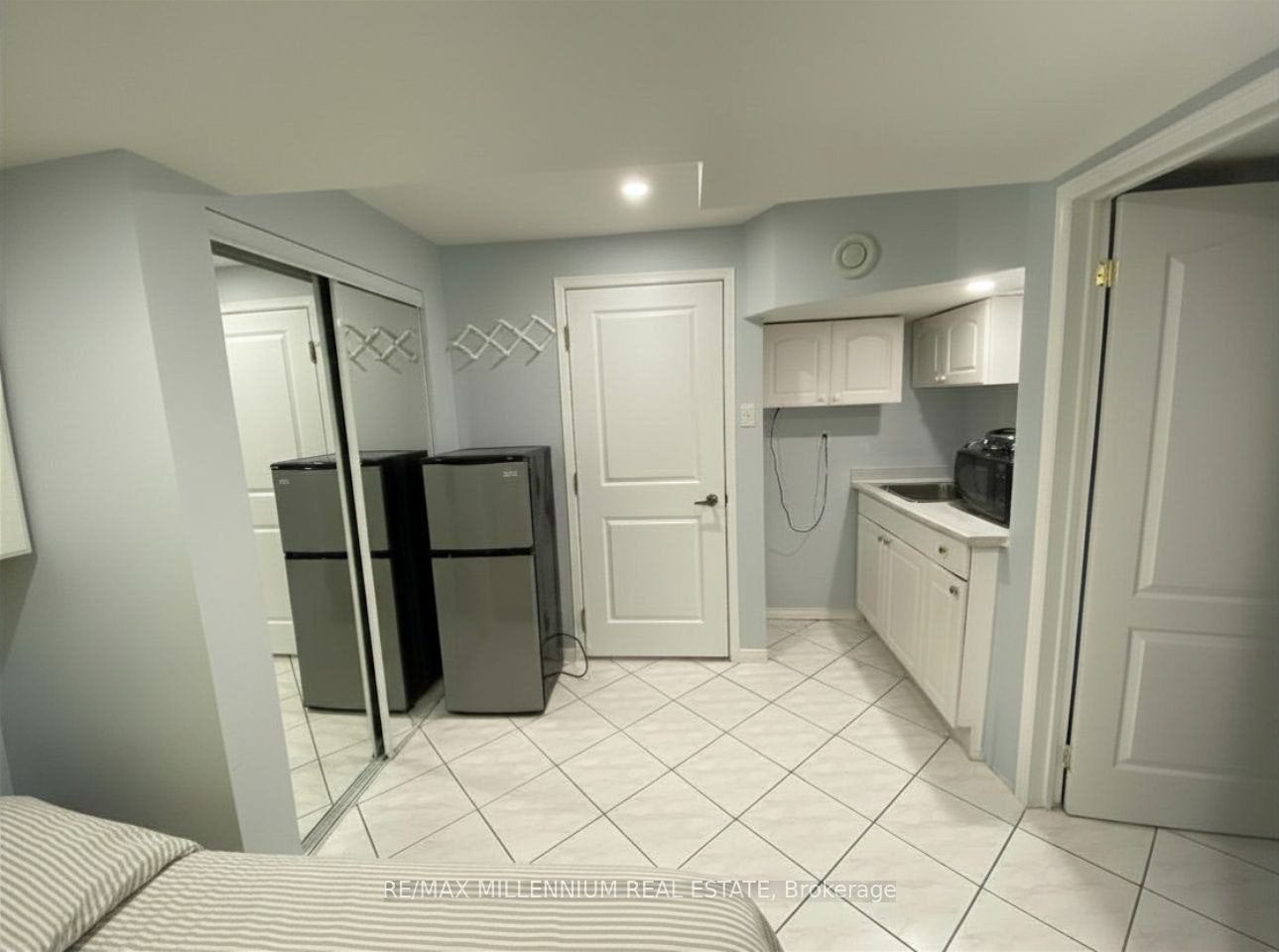 Basement-5110 Timbermill Court, Mississauga, ON, L5V 2B8 - 2