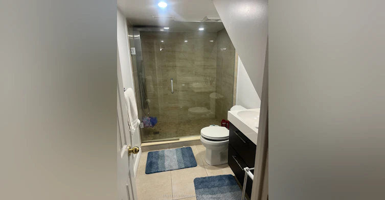 6 Ray Avenue, Toronto, ON, M6M 2A8 - 12