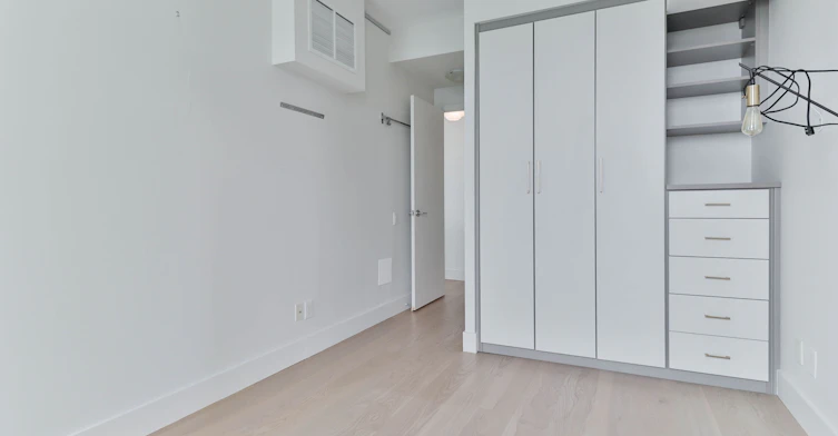 2110-105 The Queensway N/A, Toronto, ON, M6S 5B5 - 13