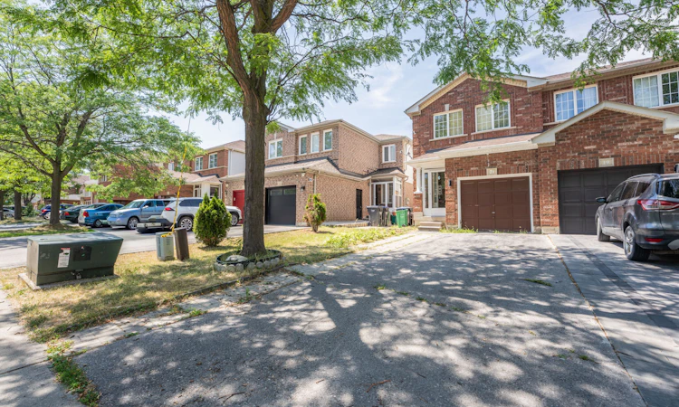 21 Cordgrass Crescent