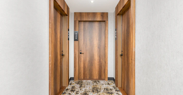 625-251 Manitoba Street, Toronto, ON, M8Y 0C7 - 3
