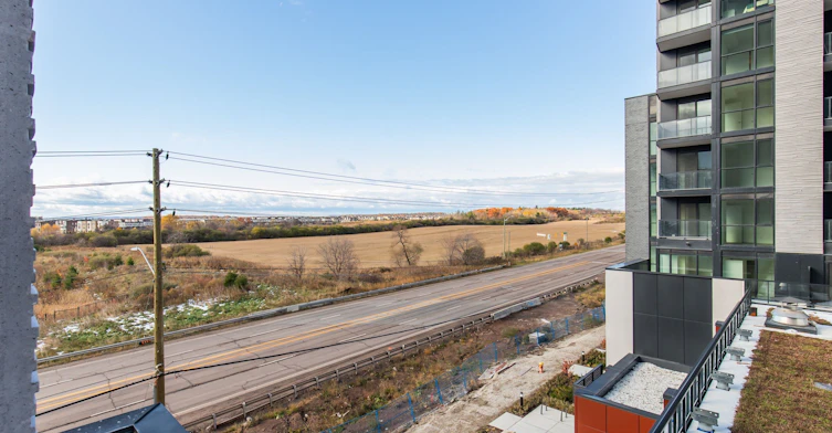 411-3071 Trafalgar Road, Oakville, ON, L6H 8C6 - 24