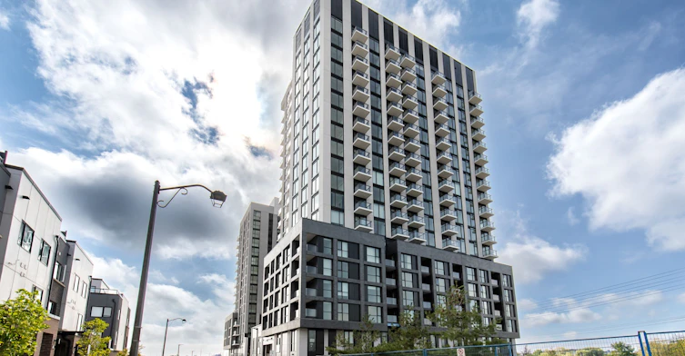 411-3071 Trafalgar Road, Oakville, ON, L6H 8C6 - 2