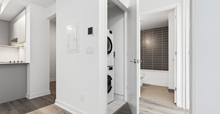 411-3071 Trafalgar Road, Oakville, ON, L6H 8C6 - 26