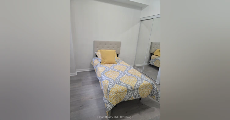 111-2891 Rio Court, Mississauga, ON, L5M 0S3 - 2