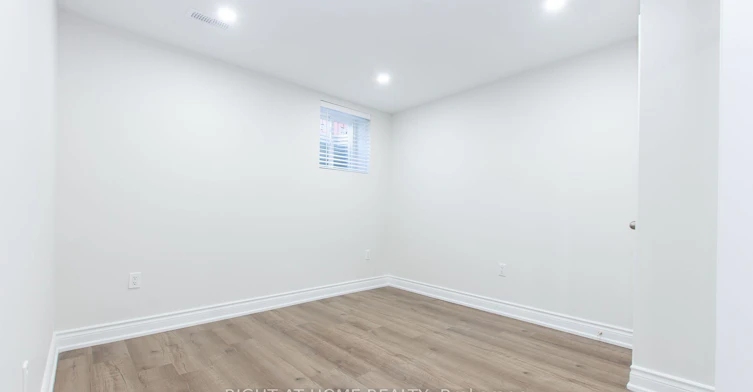 Bsmt-1112 Solomon Court, Milton, ON, L9T 8H1 - 10