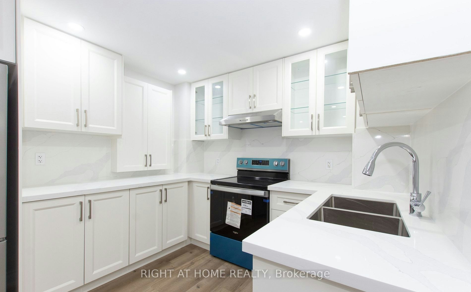 Bsmt-1112 Solomon Court, Milton, ON, L9T 8H1 - 5
