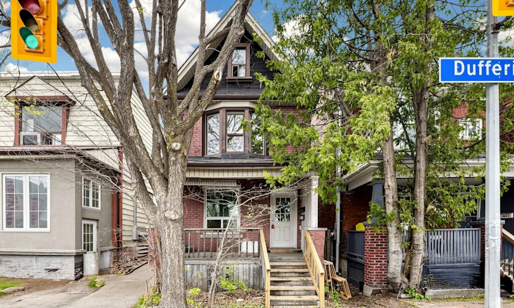 1132 Dufferin Street