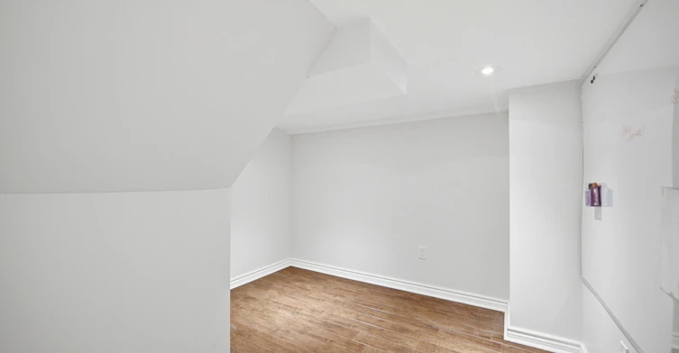 901 Knotty Pine Grove, Mississauga, ON, L5W 1J9 - 38