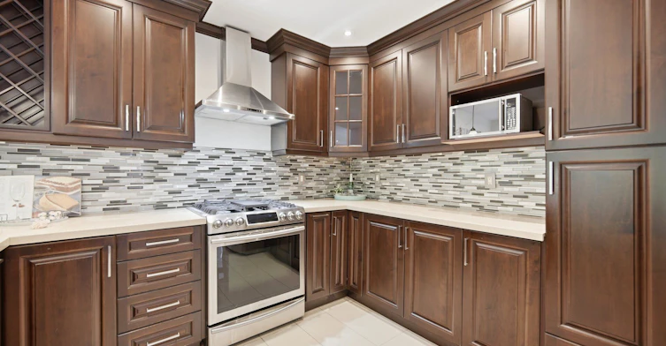 901 Knotty Pine Grove, Mississauga, ON, L5W 1J9 - 6