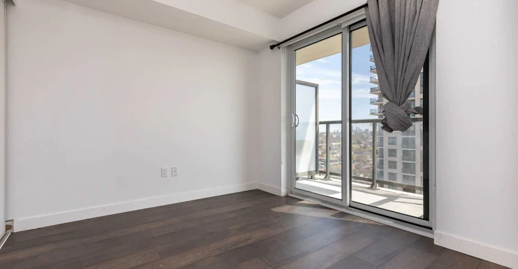 1902-1420 Dupont Street, Toronto, ON, M6H 4J8 - 8