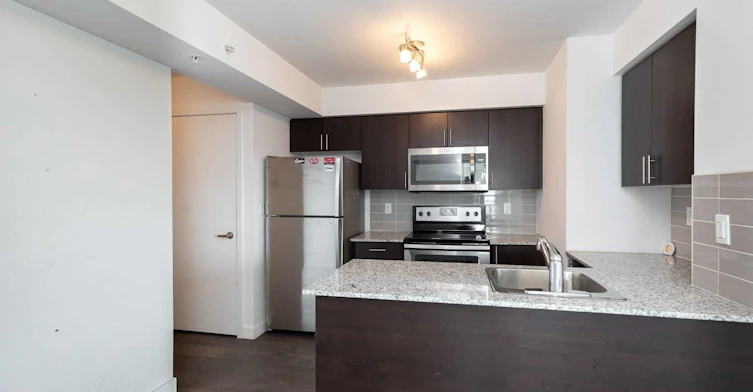 1902-1420 Dupont Street, Toronto, ON, M6H 4J8 - 4