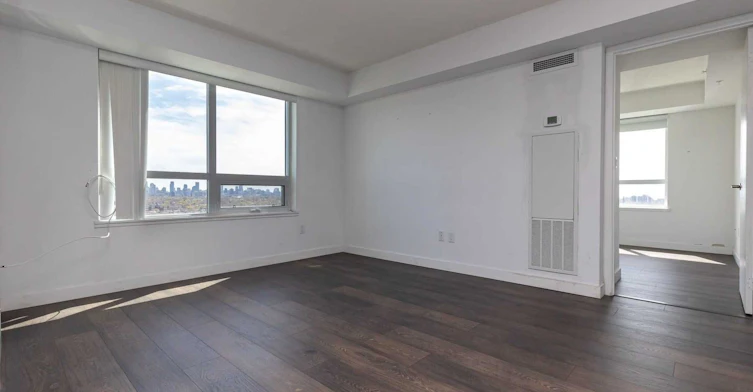 1902-1420 Dupont Street, Toronto, ON, M6H 4J8 - 2