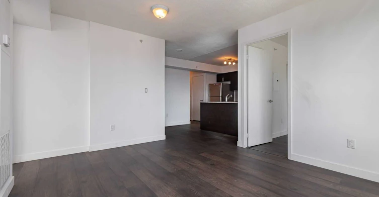1902-1420 Dupont Street, Toronto, ON, M6H 4J8 - 3