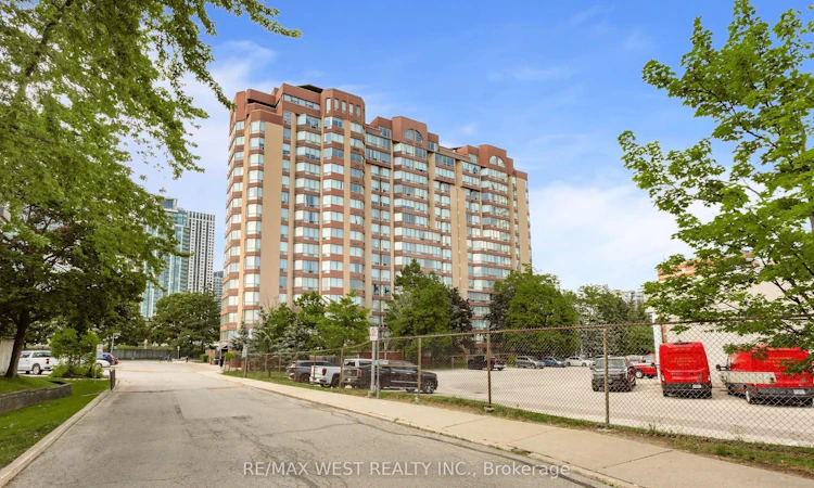 1410-25 Fairview Road W