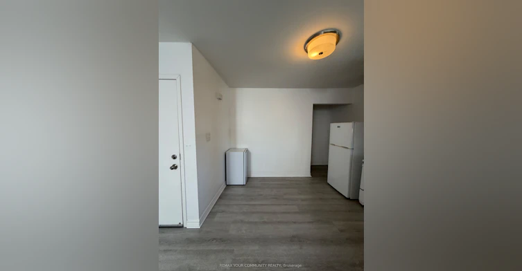 2nd Floor-127 Morrison Avenue, Toronto, ON, M6E 1M5 - 2