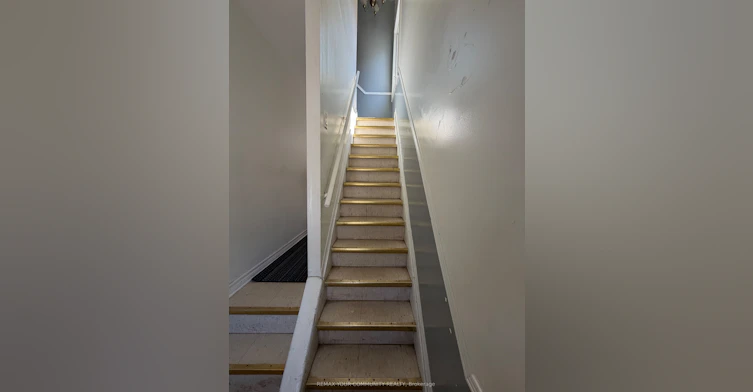 2nd Floor-127 Morrison Avenue, Toronto, ON, M6E 1M5 - 15