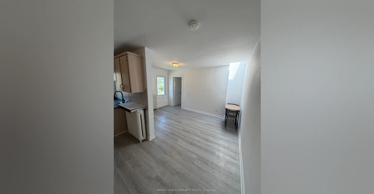 2nd Floor-127 Morrison Avenue, Toronto, ON, M6E 1M5 - 7