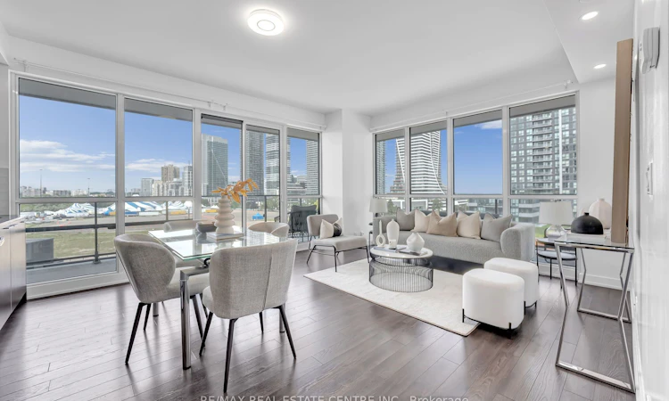 809-10 Park Lawn Road