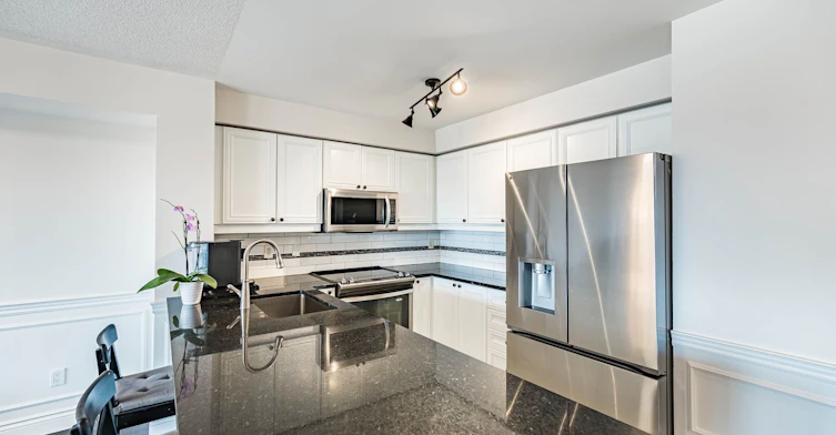 17-3985 Eglinton Avenue W, Mississauga, ON, L5M 0E8 - 8